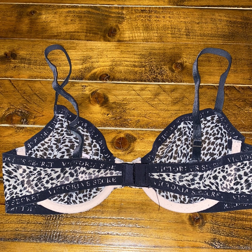 Size 34B unlined bralette with underwire from Victoria's Secret‎ - Picture 3 of 4